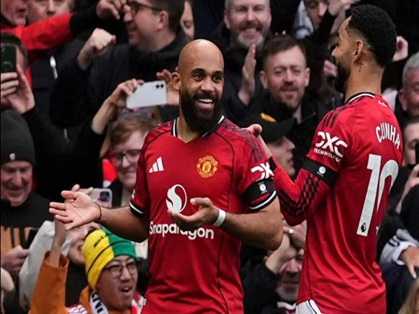 Chuỗi chiến thắng ấn tượng dưới thời Michael Carrick
