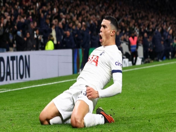 Tottenham hỗn loạn và cơ hội cho Real Madrid